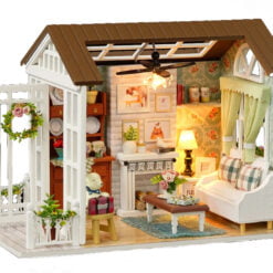 Casa de papusi din lemn cu mobilier si lumini - Sufragerie